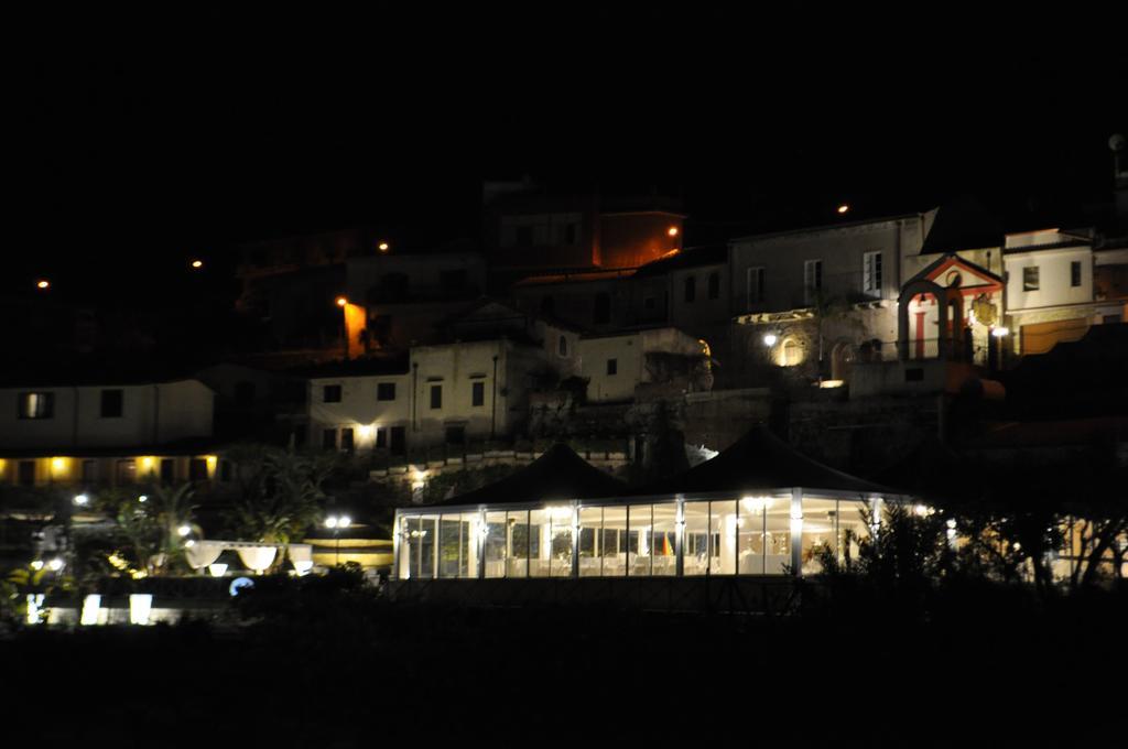 Villa Martius San Pier Niceto エクステリア 写真
